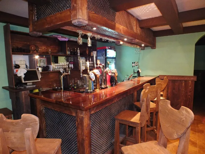 Old Irish Pub