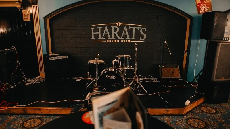 Harat's Pub