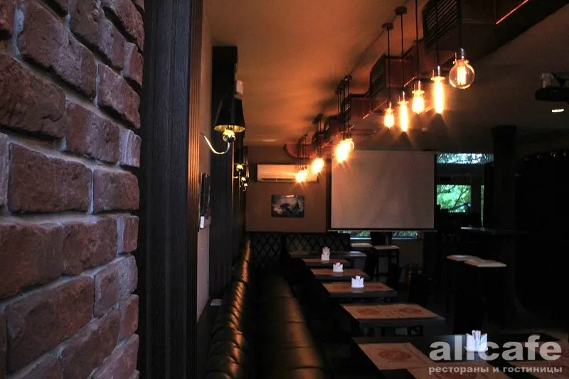 Riverside pub & grill / Риверсайд
