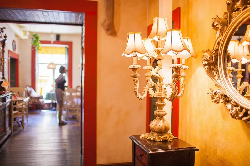 Gosti