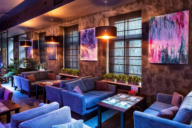 LOOK lounge bar