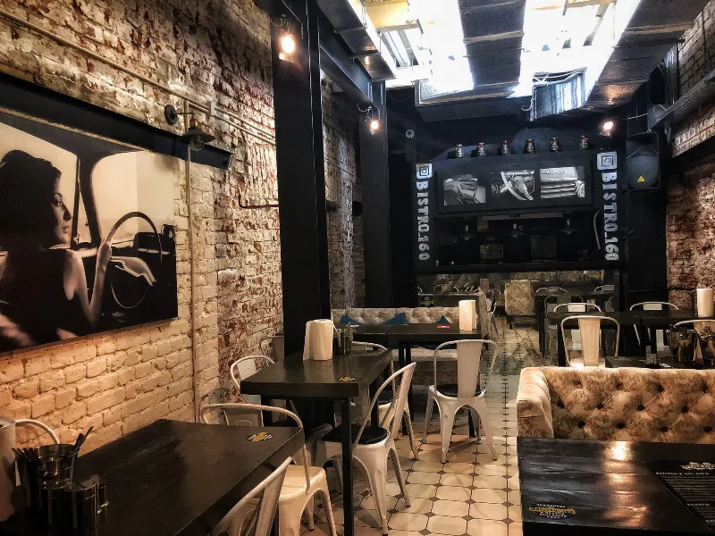 Bistro#160