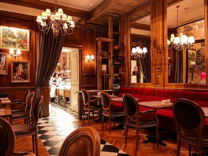 23 kafe La Brasseri
