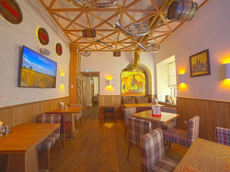 Budweis Bar