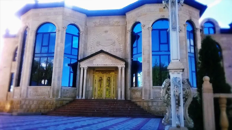 Юбилейный