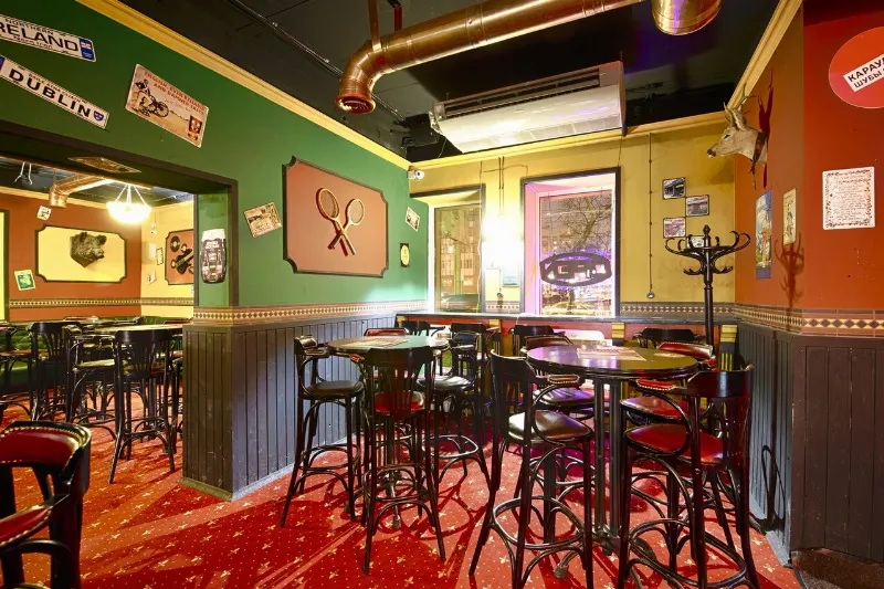 Harat's Pub
