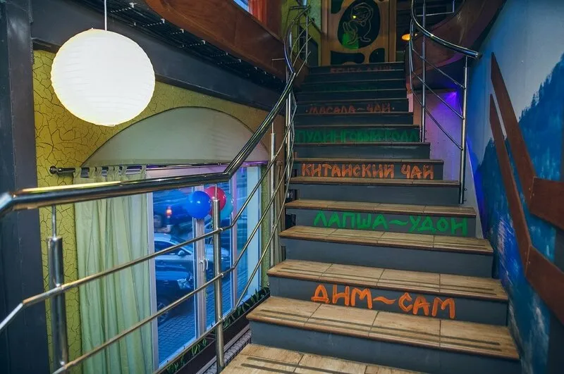Манеки