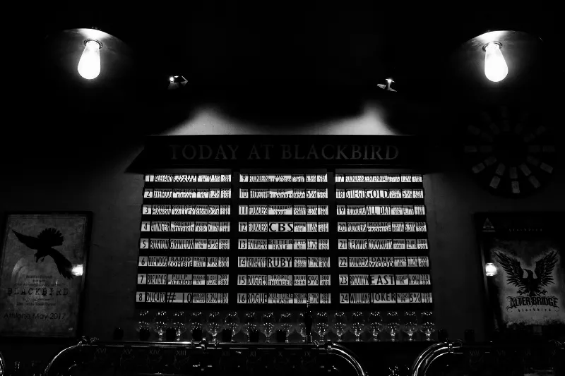 Blackbird Bar