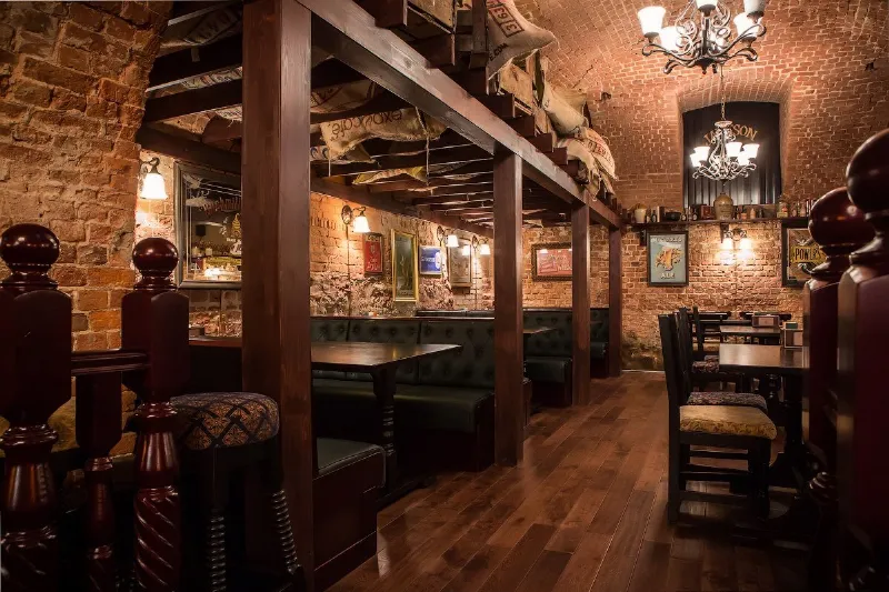 Tap & Barrel Pub
