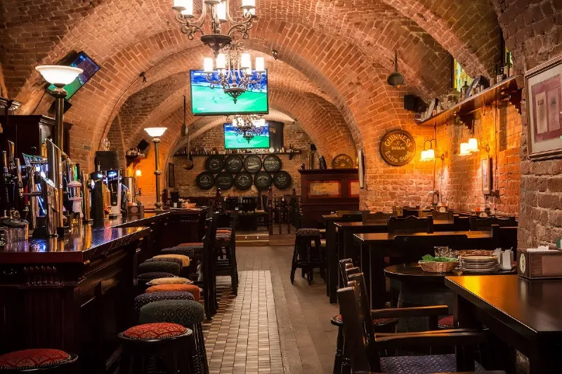 Tap & Barrel Pub