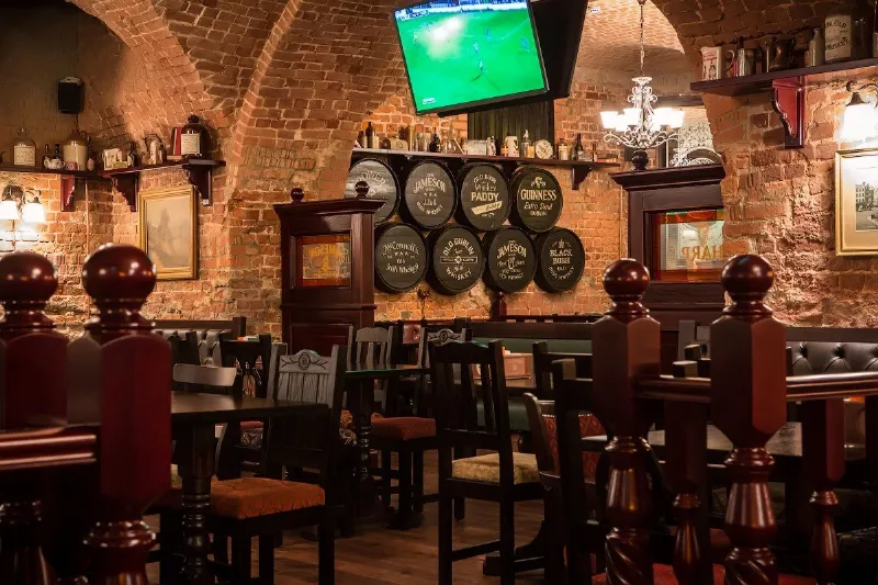 Tap & Barrel Pub