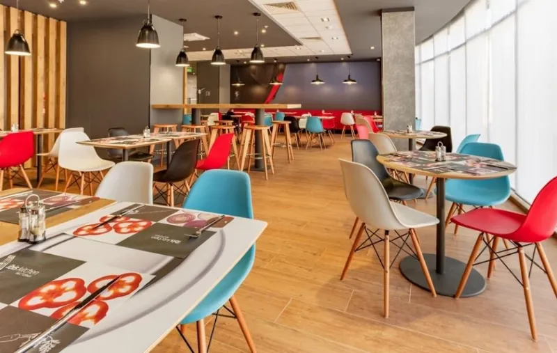 Ibis kitchen
