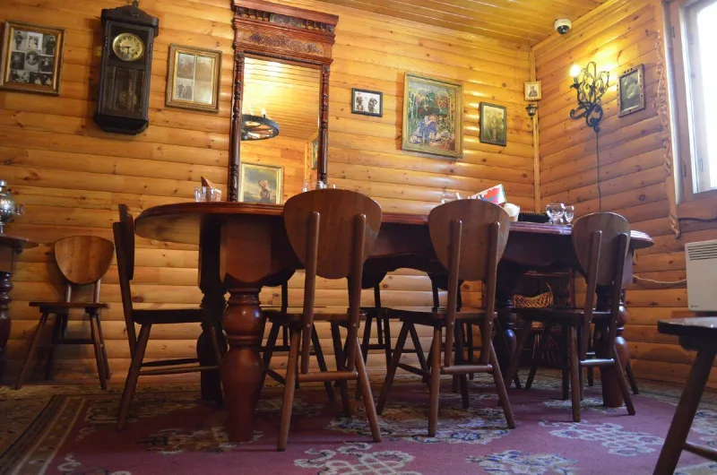 Славянский двор