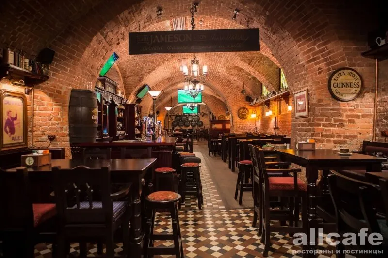 Tap & Barrel Pub