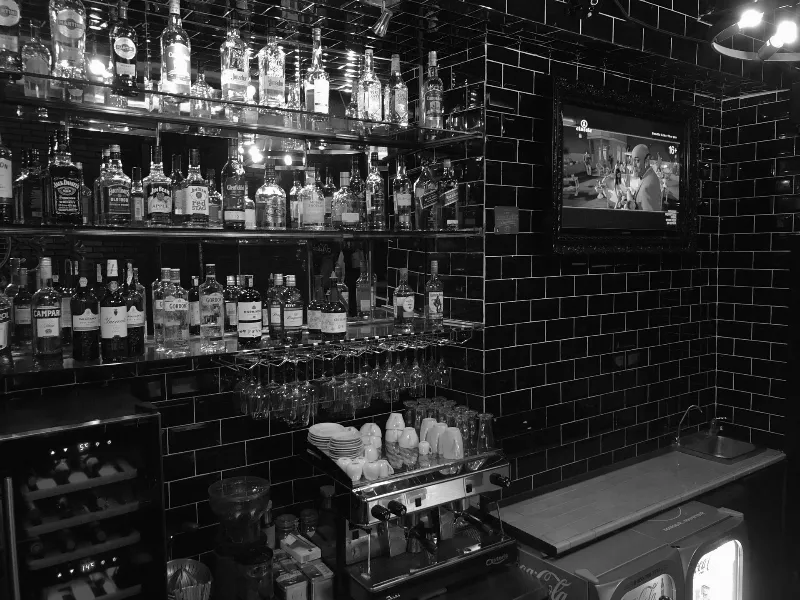Edward's Pub