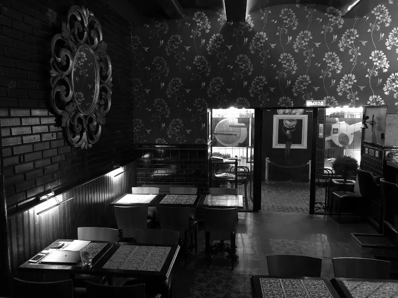 Edward's Pub