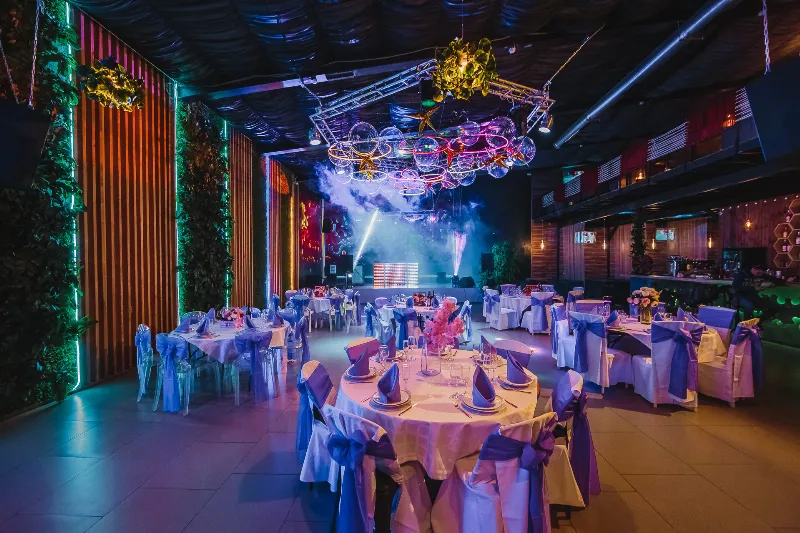 Mango Place Moscow