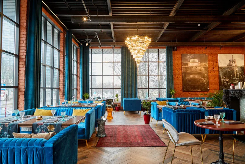 Mansard Restaurant & Hall