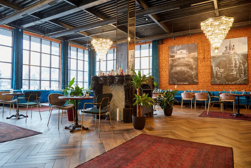 Mansard Restaurant & Hall