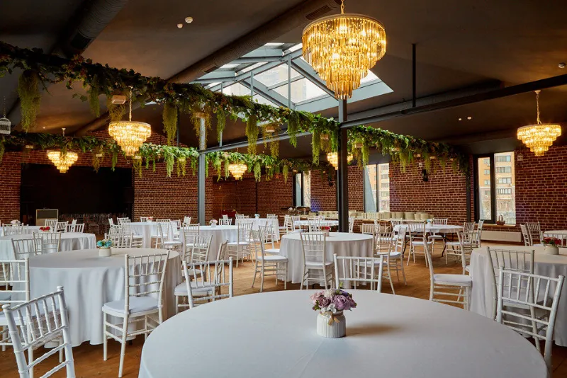 Mansard Restaurant & Hall