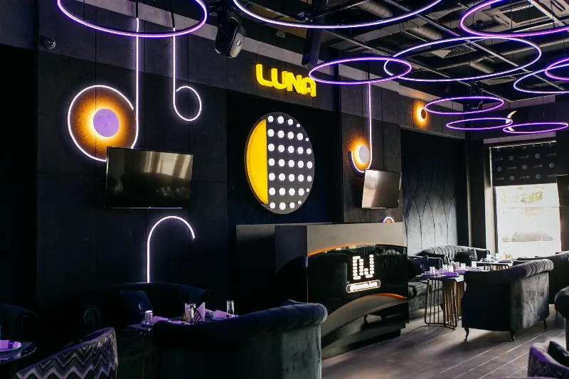 LUNA