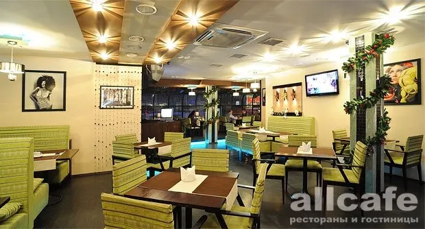 Vogue Cafe / V-Cafe