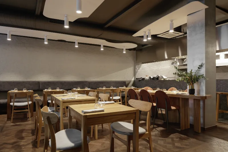 JIS Asian Bistro & Wine