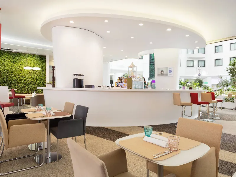 Lobby Bar