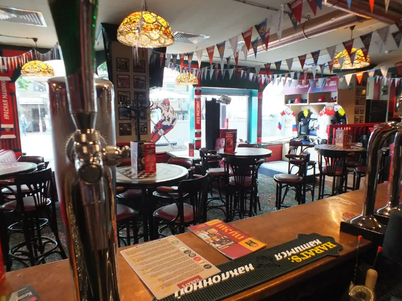 Harat's pub