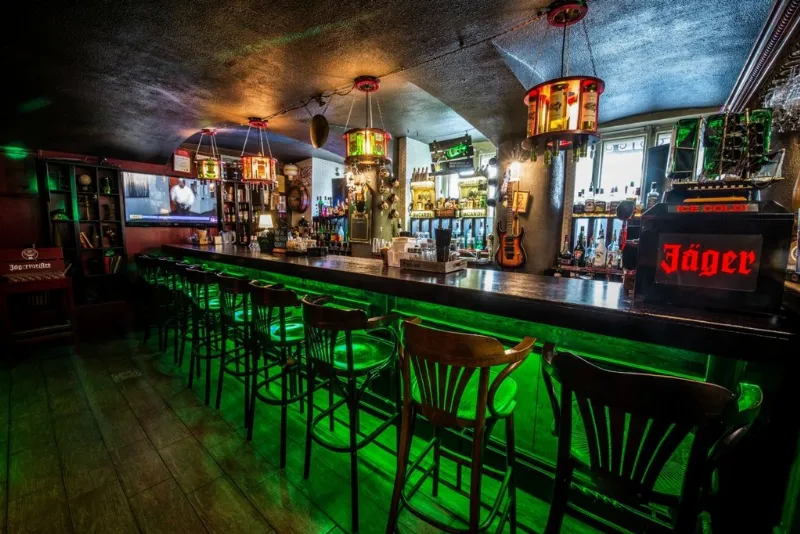 Rom Room Bar