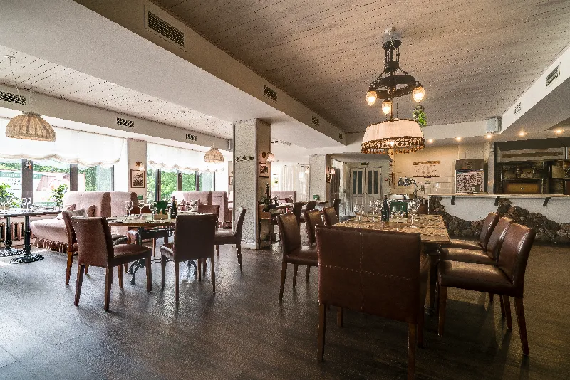 Stroganoff Bar and Grill