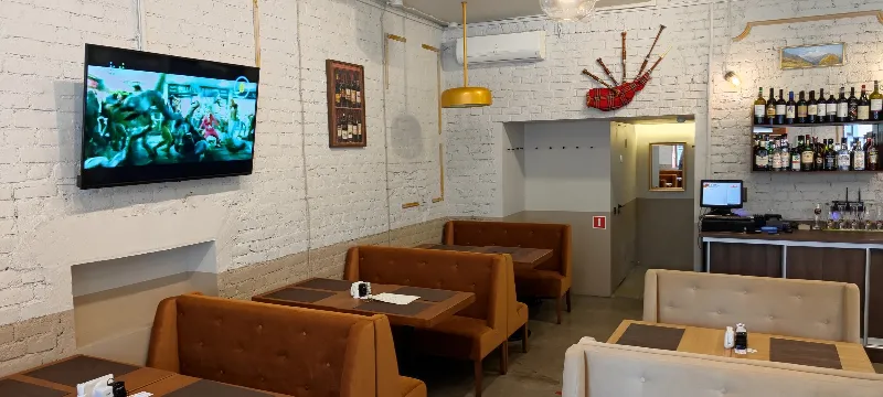 BISTRO A-STYLE