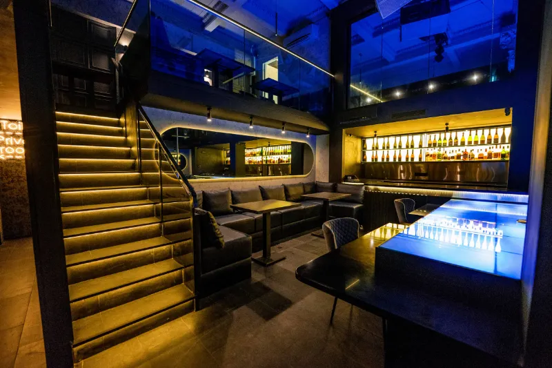 Zависть Show bar