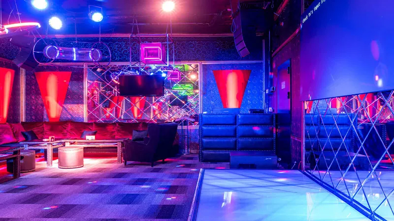 Red Rooms
