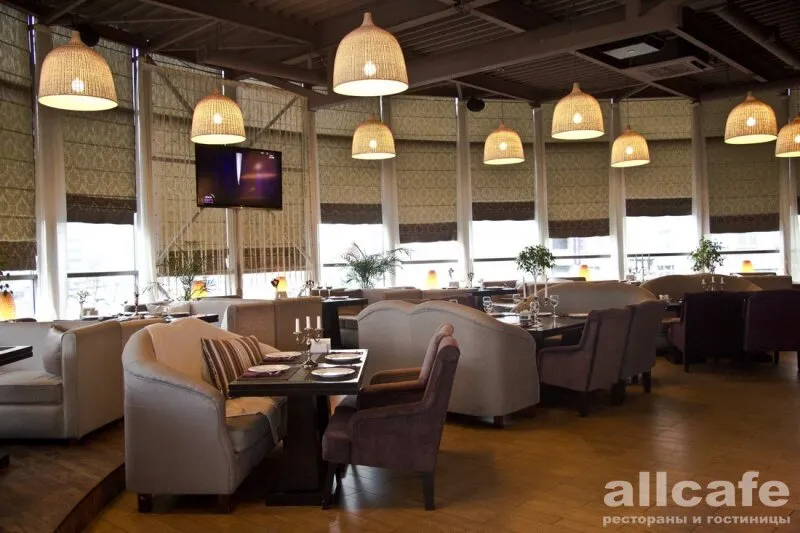 La Villa / Ла Вилла