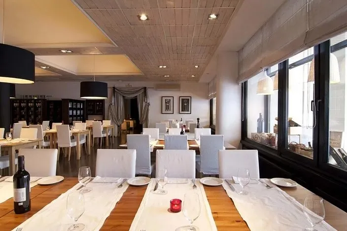 T.B.K. Lounge