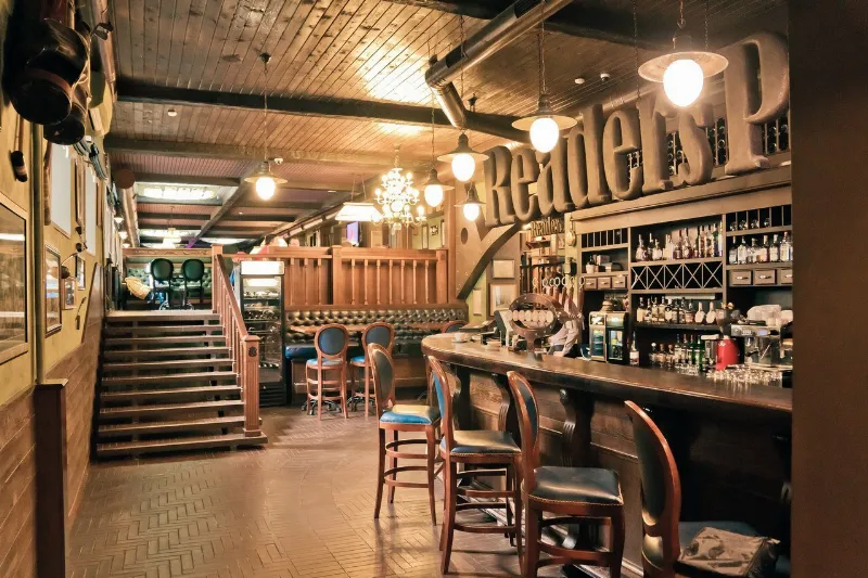 Reader's Pub