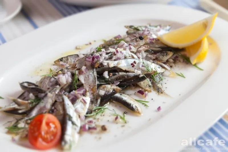 La Perla Fish House