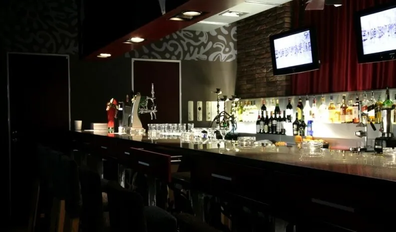MO casual bar