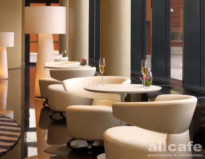 T Lounge