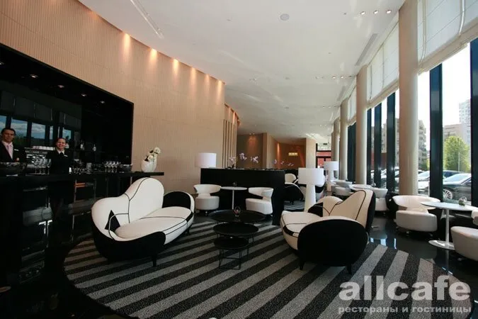T Lounge